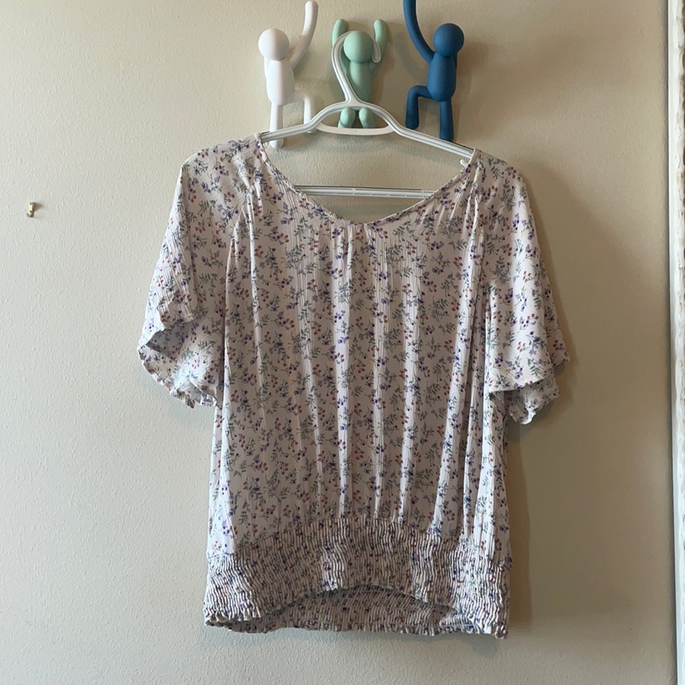 Cute floral Large flowy top